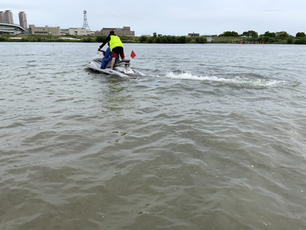 ジェットスキー腰守 丸かっ 